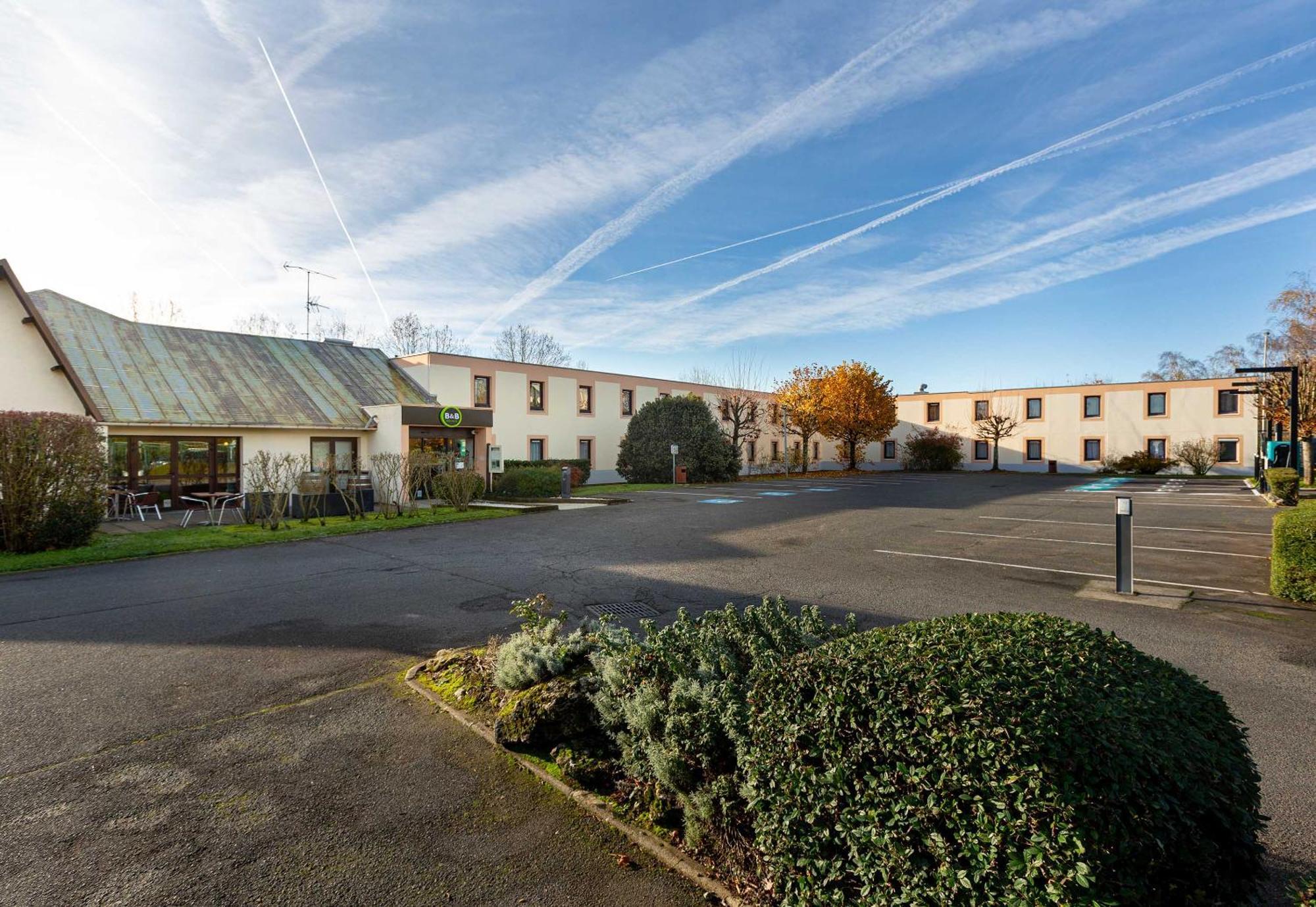 B&B Hotel Blois Nord Vallee Maillard Exterior photo